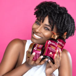 Mielle Pomegranate & Honey Moisturizing And Detangling Conditioner 355mL 8 Mielle Pomegranate & Honey Moisturizing And Detangling Conditioner 355mL -On Trend Beauty OTB 5276.alt 2