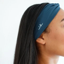 Invisibobble® Invisibobble Bandeau Wellness Headband - Azure Blue 10 Invisibobble® Invisibobble Bandeau Wellness Headband - Azure Blue -On Trend Beauty OTB 5726.alt 3
