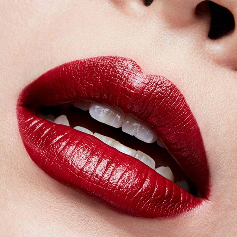 MAC Amplified Creme Lipstick 3g - 108 Dubonnet 4 MAC Amplified Creme Lipstick 3g - 108 Dubonnet - Image 2