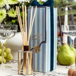 The Aromatherapy Co. Vanilla & Tangerine Festive Diffuser 100mL -On Trend Beauty OTB 6014.alt 3